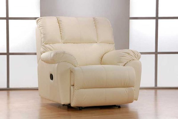 Recliner-amrchair